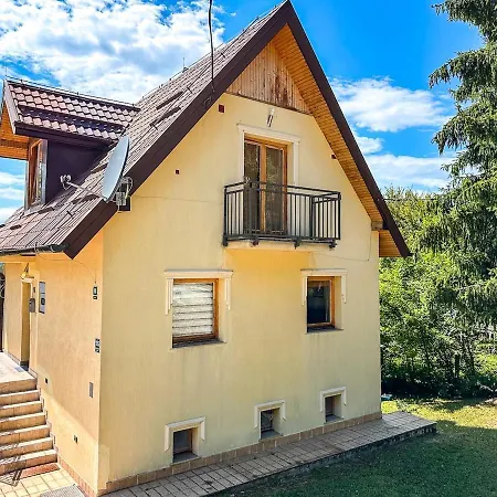 Papa's Hideout Sarajevo Feriehus Buhotina